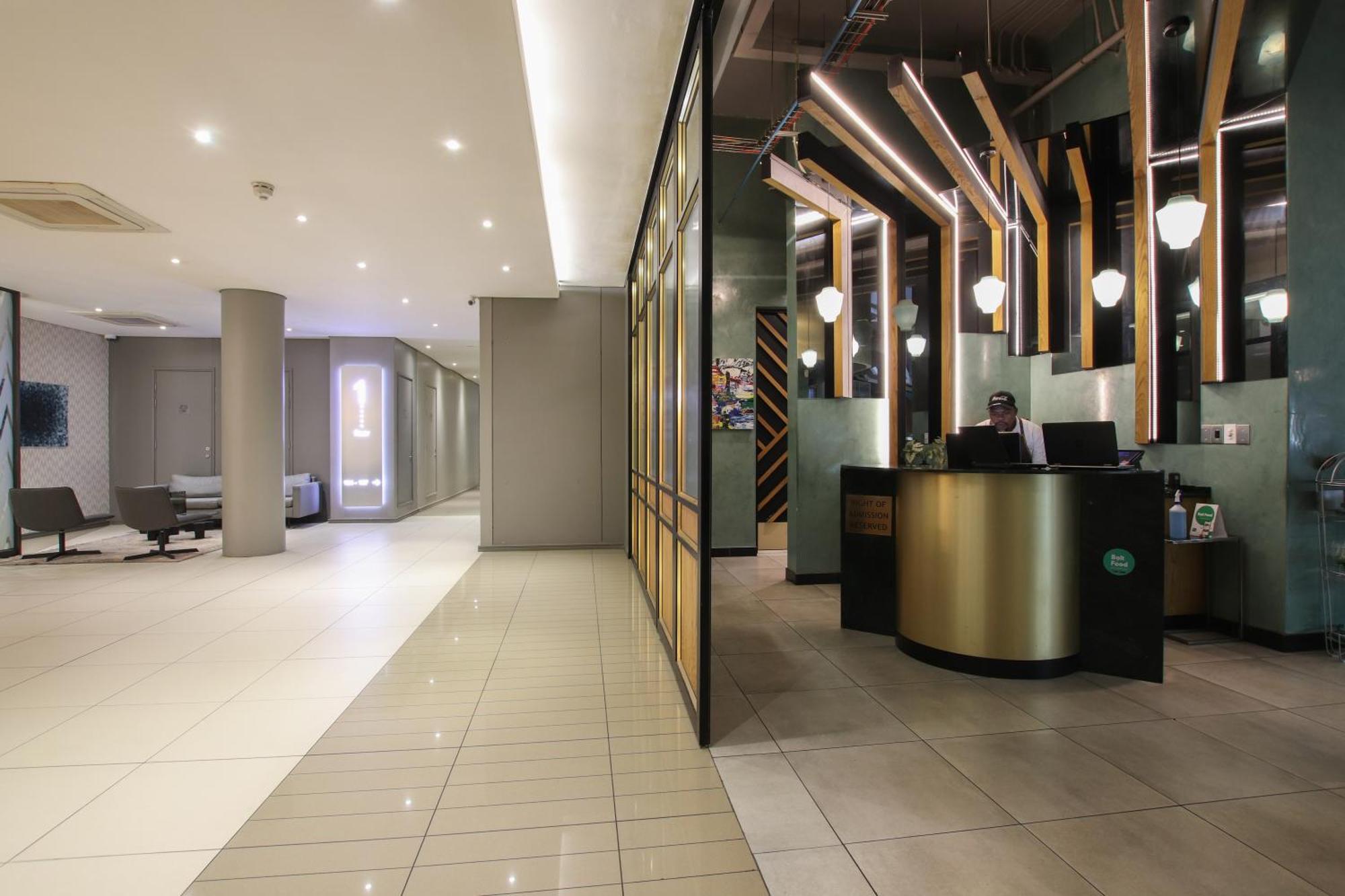 Cgrsa Apartments Sandton ヨハネスブルグ エクステリア 写真