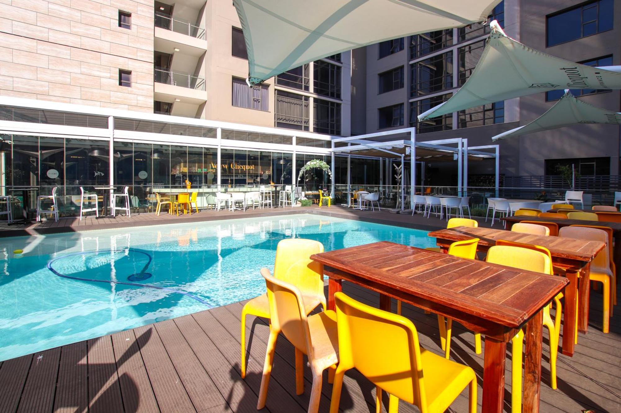 Cgrsa Apartments Sandton ヨハネスブルグ エクステリア 写真