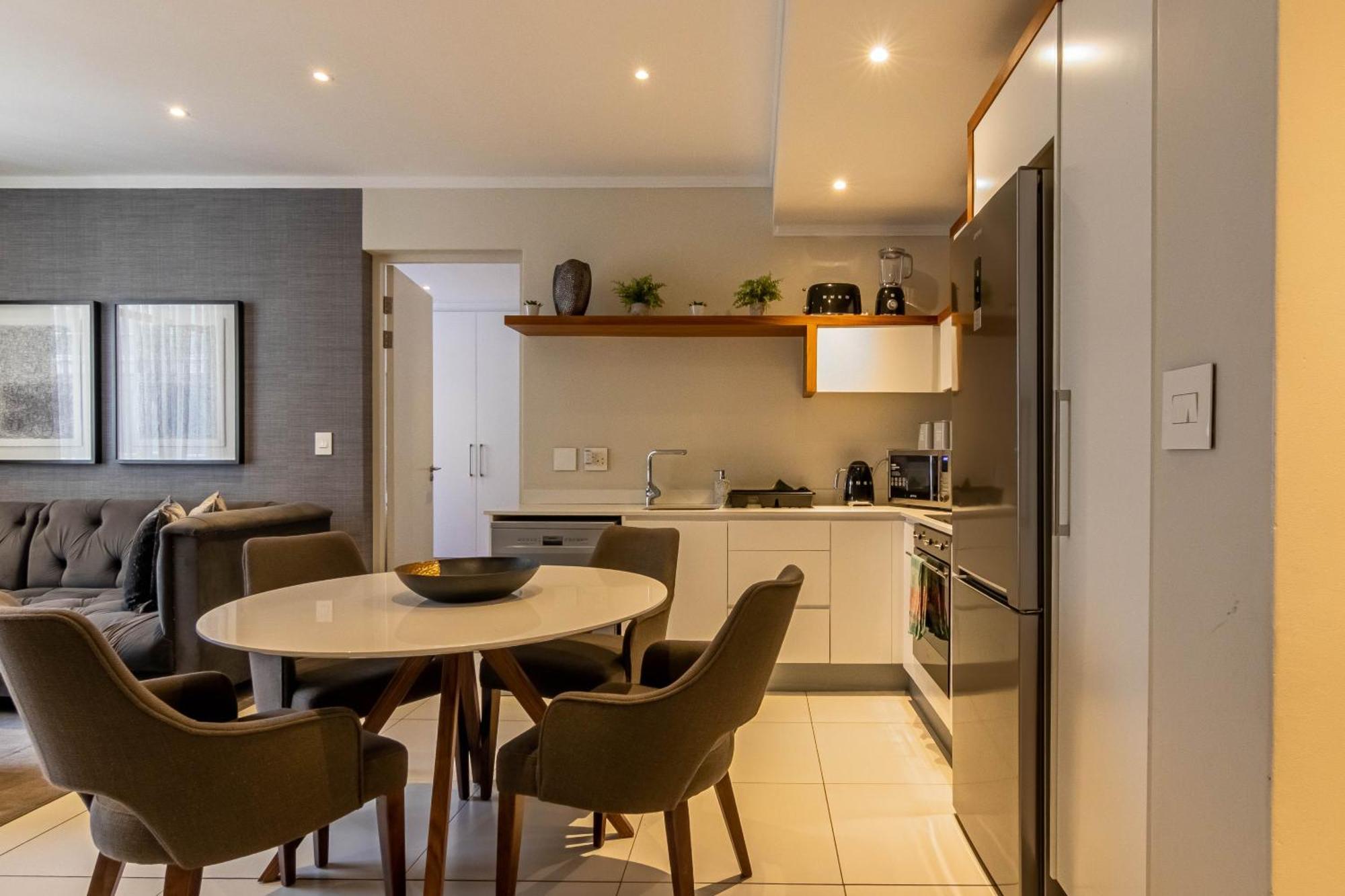 Cgrsa Apartments Sandton ヨハネスブルグ エクステリア 写真